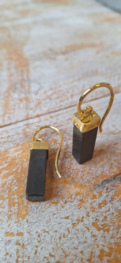 NORIN negro, pendientes