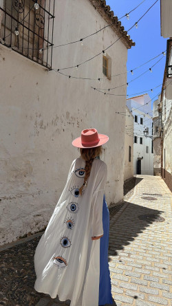 CORELI ojos, caftán