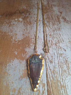 SILVERO oscuro, colgante piedra