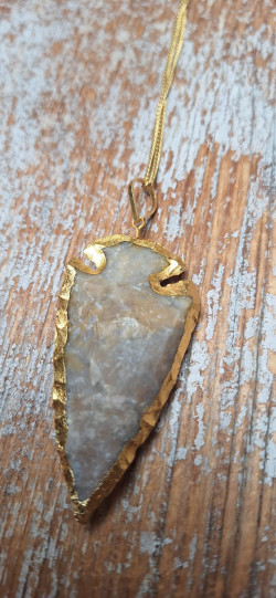 SILVERO gris, collar largo