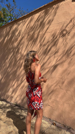 DONCELLA coral, vestido corto