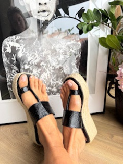 BERGATIN negra, cuña