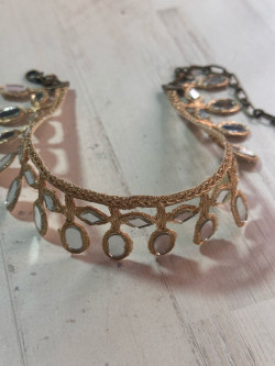 Madison , gargantilla