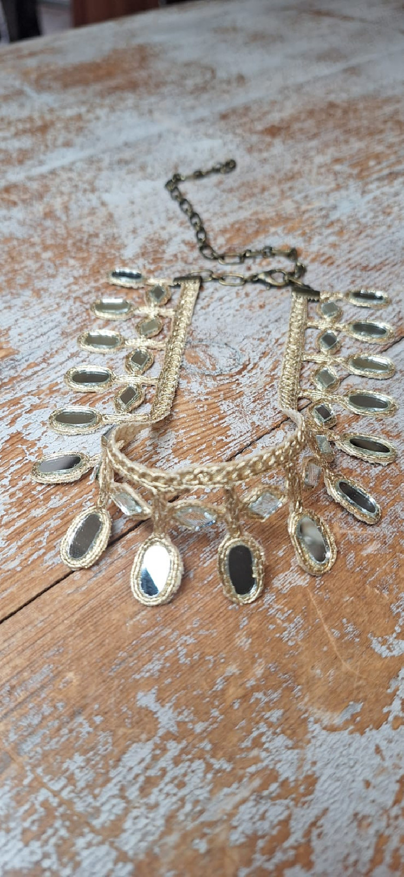 Madison , gargantilla