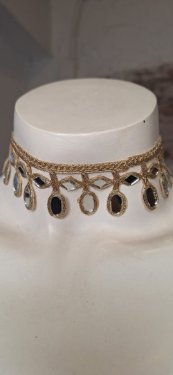 Madison , gargantilla