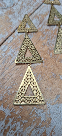 ANGLE pendientes dorados