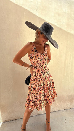 ESADE beige, vestido corto