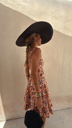 ESADE beige, vestido corto