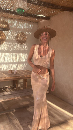 JAZMIN beige tie, top