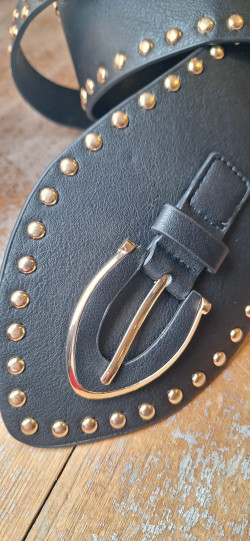 HUGO negro, cinturón