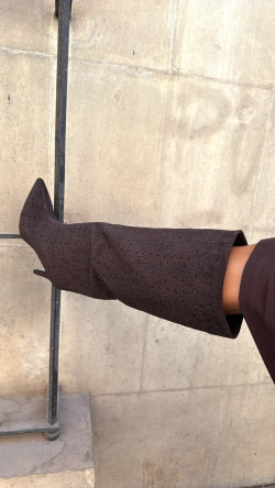 KENSI marrón, bota strass