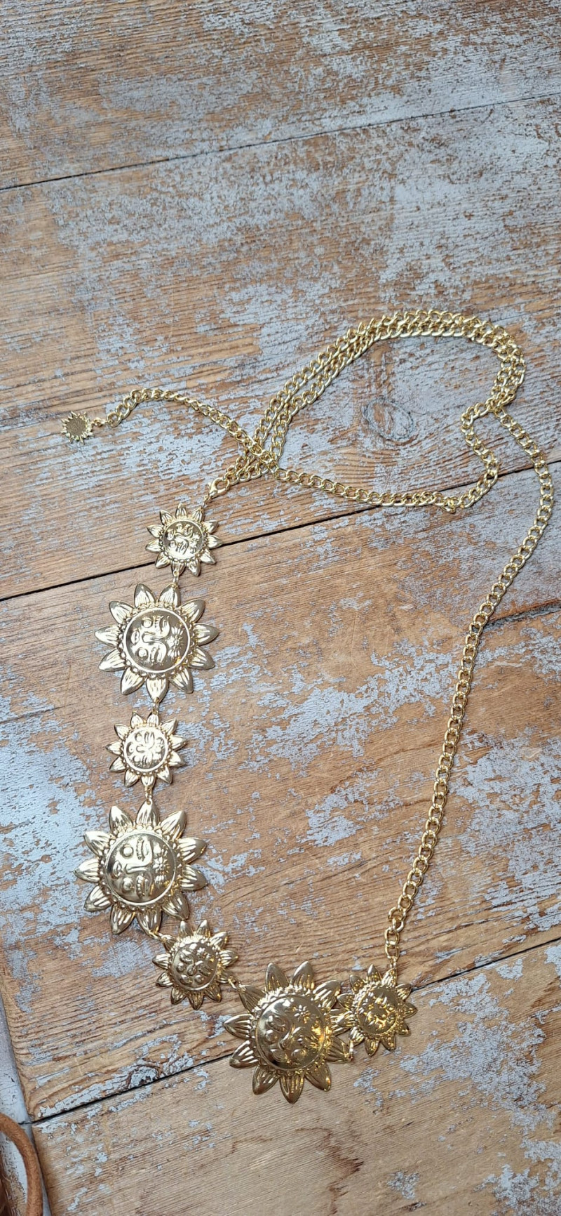 SOLE dorado, cinturón/collar