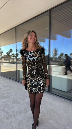 DAMA vestido pluma negro/oro DRESS CODE