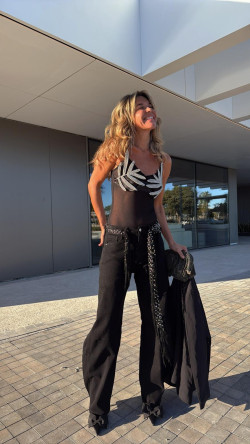 INDIRA body plata/negro DRESS CODE