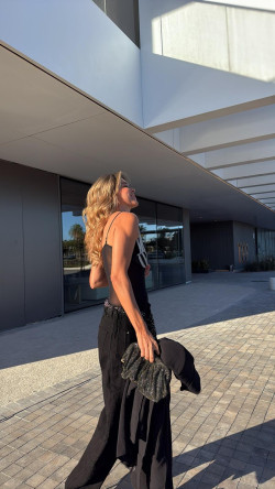 INDIRA body plata/negro DRESS CODE