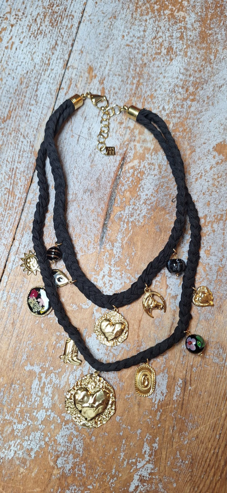 MEME negro, collar tela